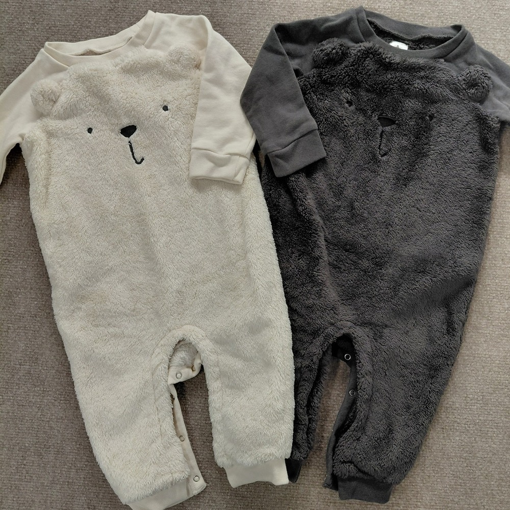 2: Baby Gap Super Soft Fuzzy Infant Bear One Piece Fleece Size 12-18 Months Baby